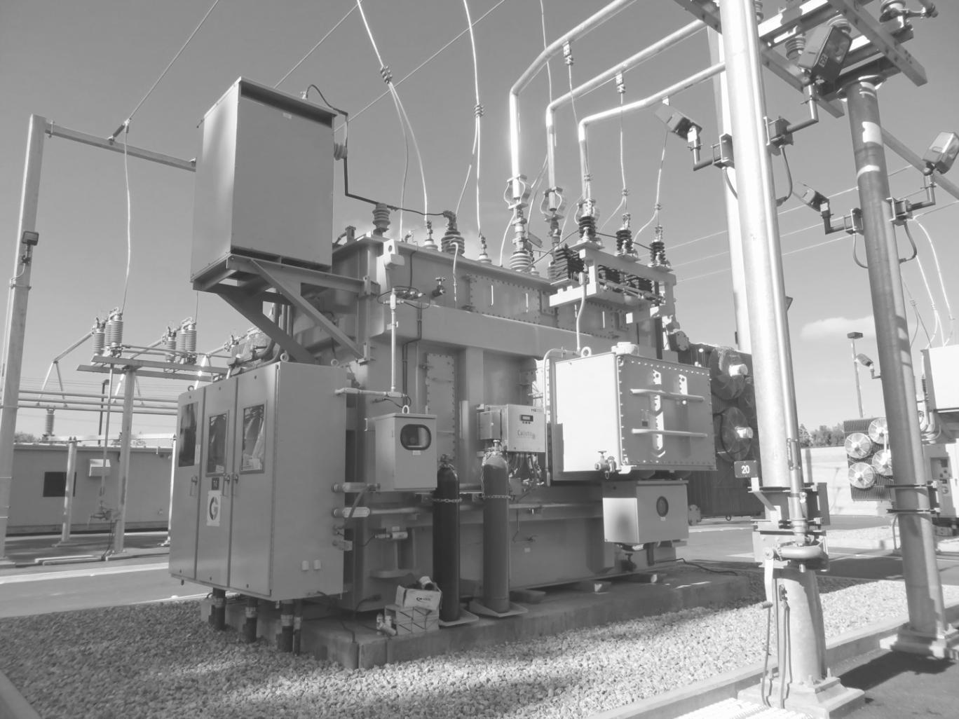 Vue d'une installation géothermique dans un paysage industriel